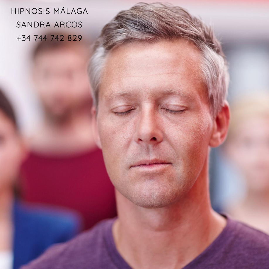 Hipnosis introspectiva. Conocimiento o poder de terapia