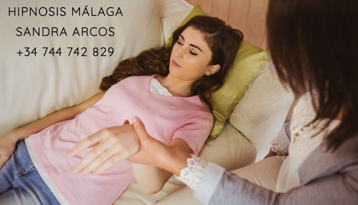 Cómo-funciona-la-hipnosis---Es-segura-la-hipnosis-2024 Cómo funciona la hipnosis - Es segura la hipnosis 2024